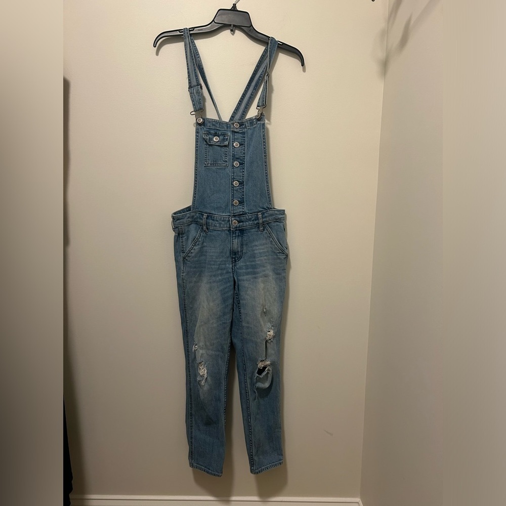 hollister xs overalls!